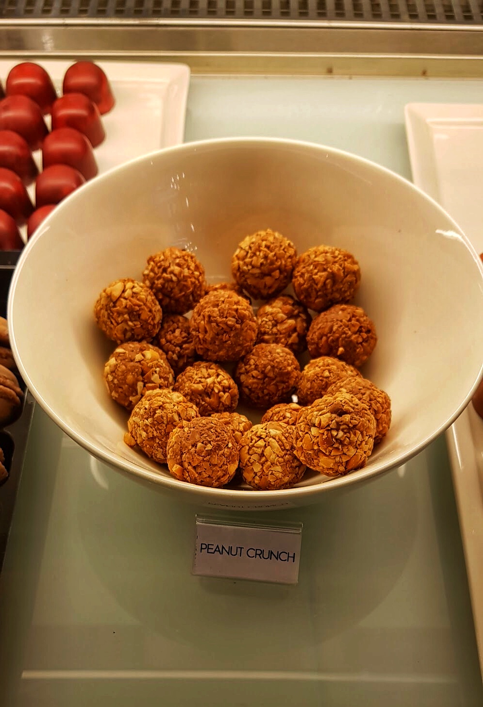 Peanut truffles : Order Fresh Truffles | Pralines| BonBons Chocolates ...